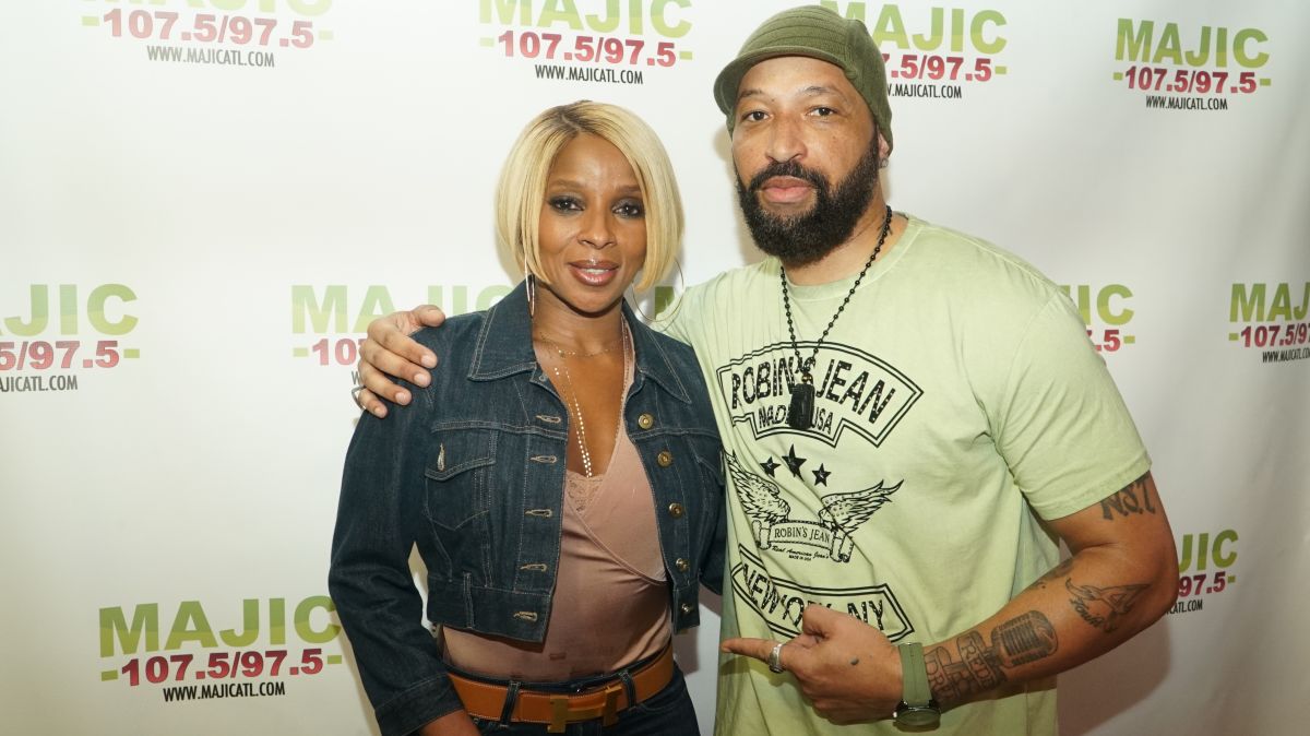 Mary J Meet & Greet