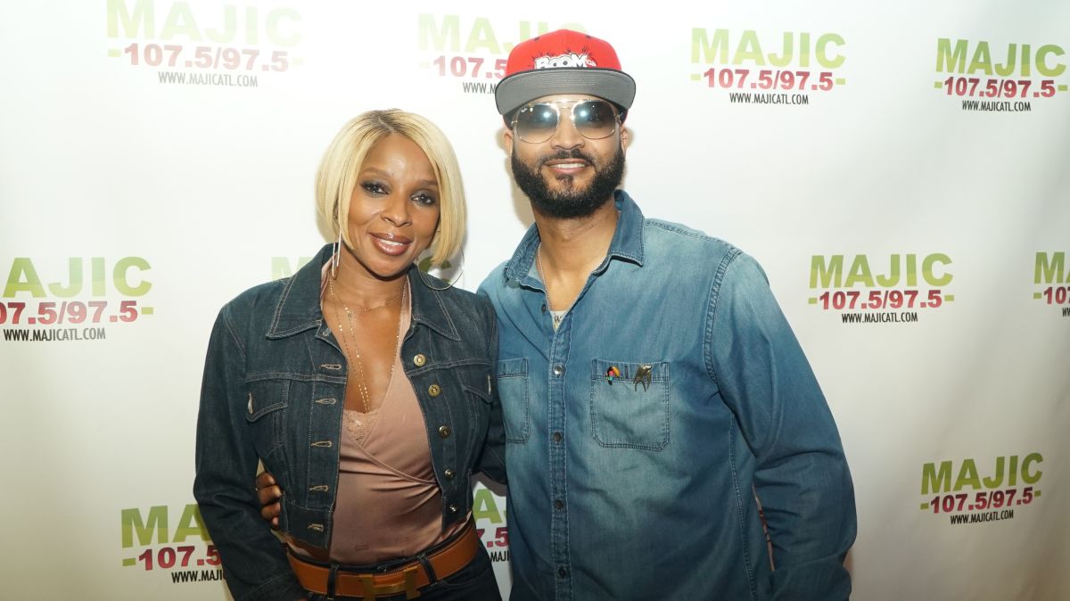 Mary J Meet & Greet