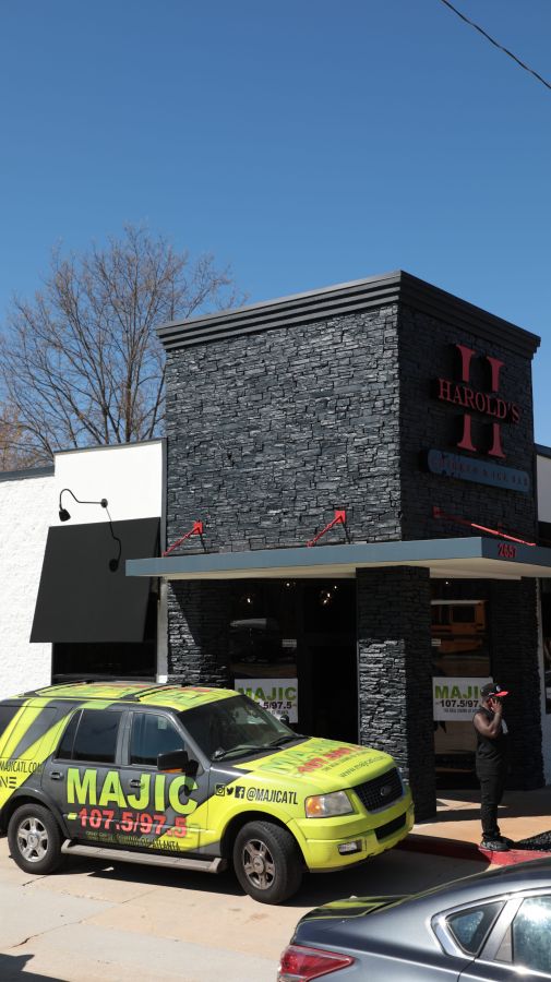 RCU Pull Up Tour - Harold's Chicken & Ice Bar